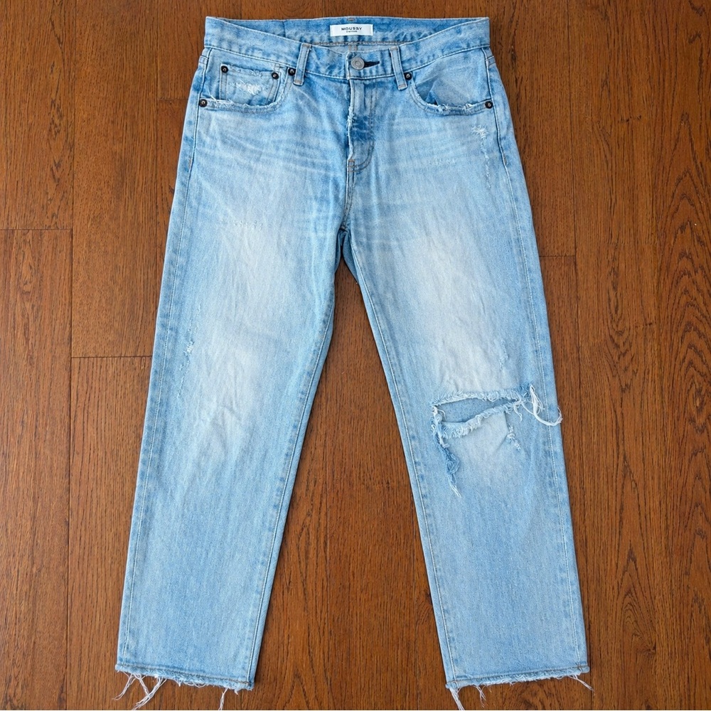 Moussy Vintage Straight Leg Jeans Light Wash Distressed Raw Hem 27x27